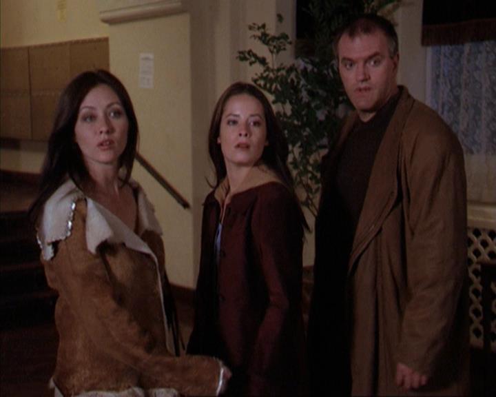 Charmed-Online-dot-net_309SleuthingWithTheEnemy1753.jpg Charmed-Online-dot-net_309SleuthingWithTheEnemy1753.jpg