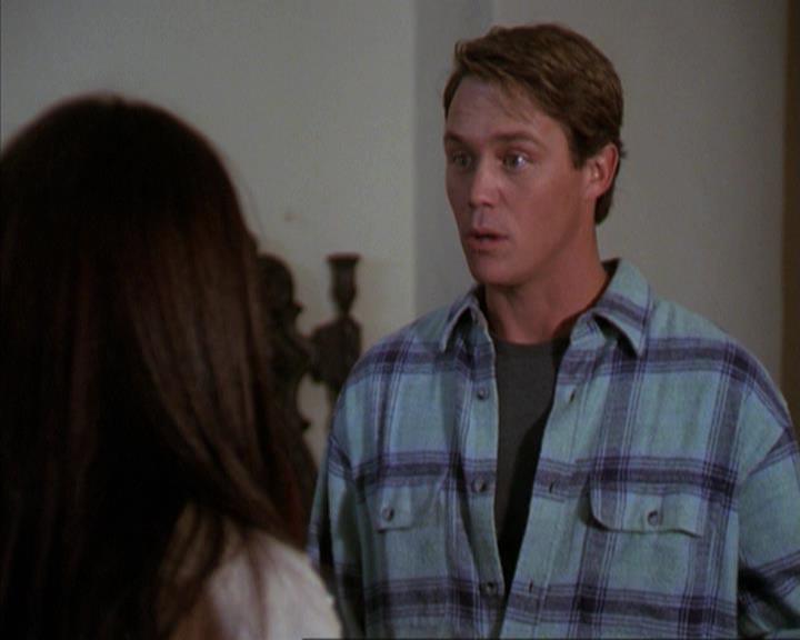 Charmed-Online-dot-net_309SleuthingWithTheEnemy1764.jpg Charmed-Online-dot-net_309SleuthingWithTheEnemy1764.jpg