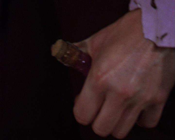 Charmed-Online-dot-net_309SleuthingWithTheEnemy1787.jpg Charmed-Online-dot-net_309SleuthingWithTheEnemy1787.jpg