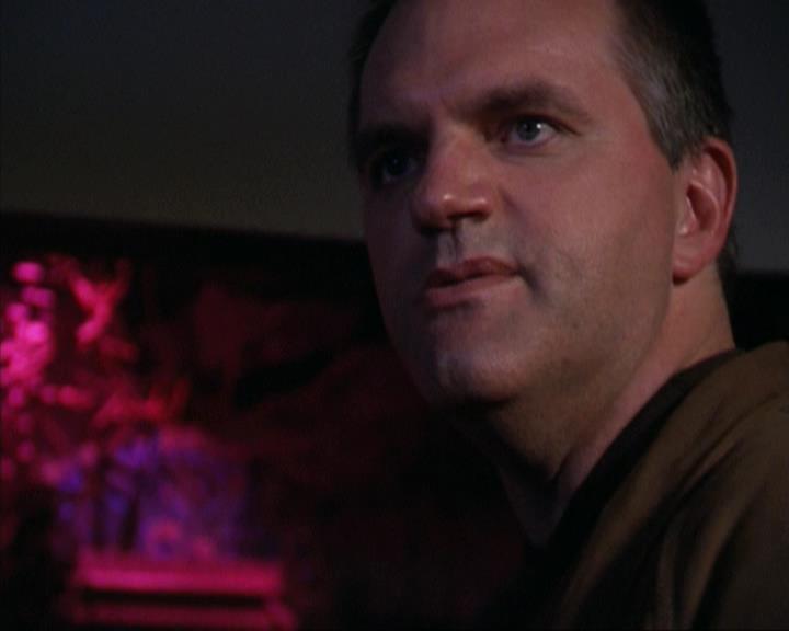 Charmed-Online-dot-net_309SleuthingWithTheEnemy1848.jpg Charmed-Online-dot-net_309SleuthingWithTheEnemy1848.jpg