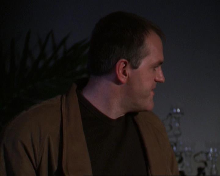 Charmed-Online-dot-net_309SleuthingWithTheEnemy1872.jpg Charmed-Online-dot-net_309SleuthingWithTheEnemy1872.jpg