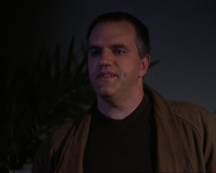 Charmed-Online-dot-net_309SleuthingWithTheEnemy1887.jpg Charmed-Online-dot-net_309SleuthingWithTheEnemy1887.jpg