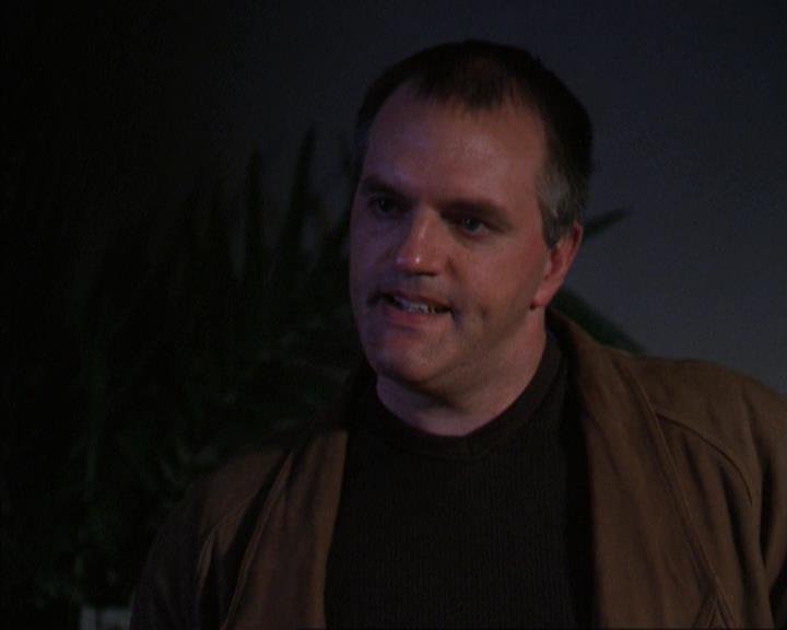 Charmed-Online-dot-net_309SleuthingWithTheEnemy1901.jpg Charmed-Online-dot-net_309SleuthingWithTheEnemy1901.jpg