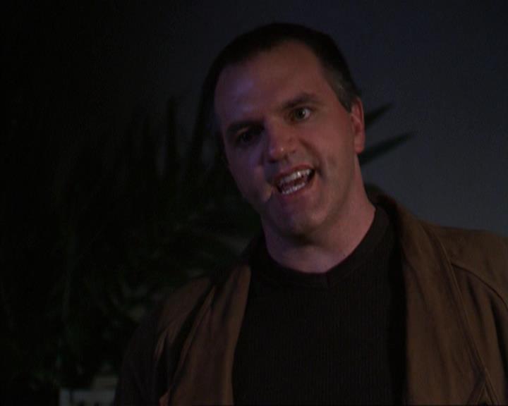 Charmed-Online-dot-net_309SleuthingWithTheEnemy1908.jpg Charmed-Online-dot-net_309SleuthingWithTheEnemy1908.jpg