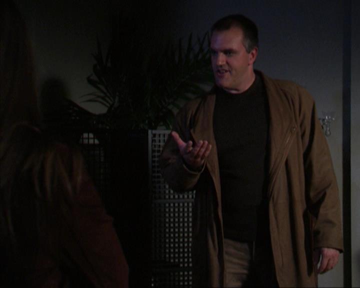 Charmed-Online-dot-net_309SleuthingWithTheEnemy1916.jpg Charmed-Online-dot-net_309SleuthingWithTheEnemy1916.jpg