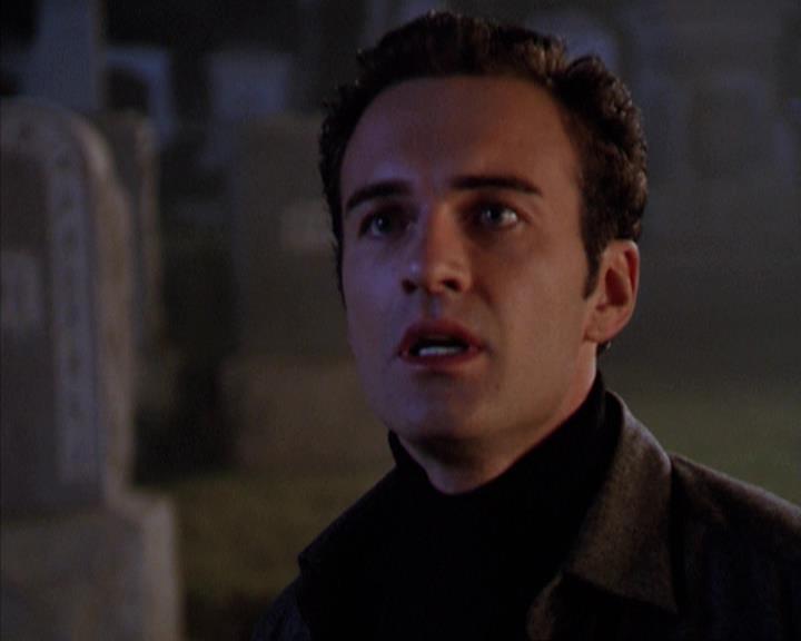 Charmed-Online-dot-net_309SleuthingWithTheEnemy1996.jpg Charmed-Online-dot-net_309SleuthingWithTheEnemy1996.jpg