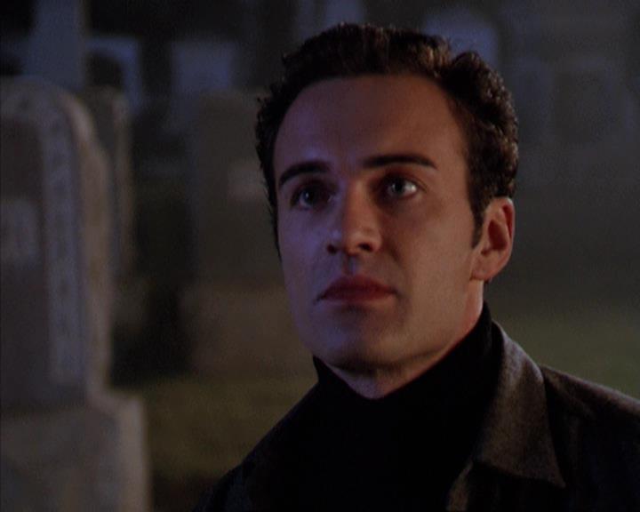 Charmed-Online-dot-net_309SleuthingWithTheEnemy1999.jpg Charmed-Online-dot-net_309SleuthingWithTheEnemy1999.jpg