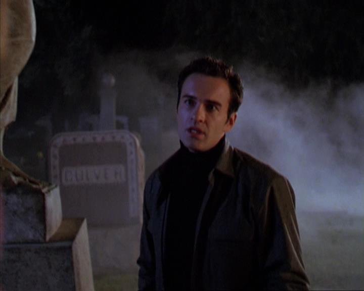 Charmed-Online-dot-net_309SleuthingWithTheEnemy2027.jpg Charmed-Online-dot-net_309SleuthingWithTheEnemy2027.jpg