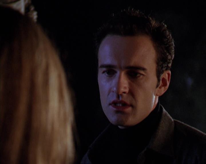 Charmed-Online-dot-net_309SleuthingWithTheEnemy2058.jpg