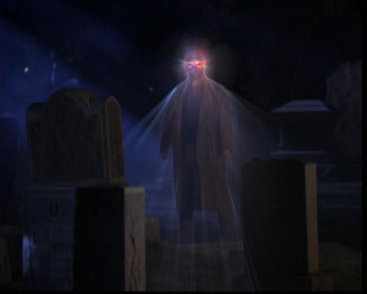 Charmed-Online-dot-net_309SleuthingWithTheEnemy2074.jpg Charmed-Online-dot-net_309SleuthingWithTheEnemy2074.jpg