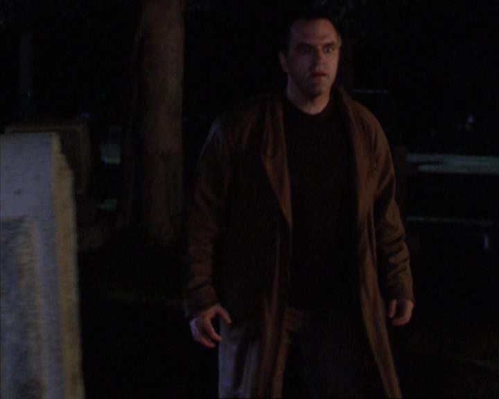 Charmed-Online-dot-net_309SleuthingWithTheEnemy2095.jpg Charmed-Online-dot-net_309SleuthingWithTheEnemy2095.jpg