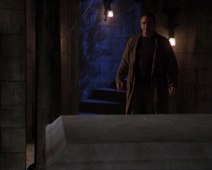 Charmed-Online-dot-net_309SleuthingWithTheEnemy2133.jpg Charmed-Online-dot-net_309SleuthingWithTheEnemy2133.jpg