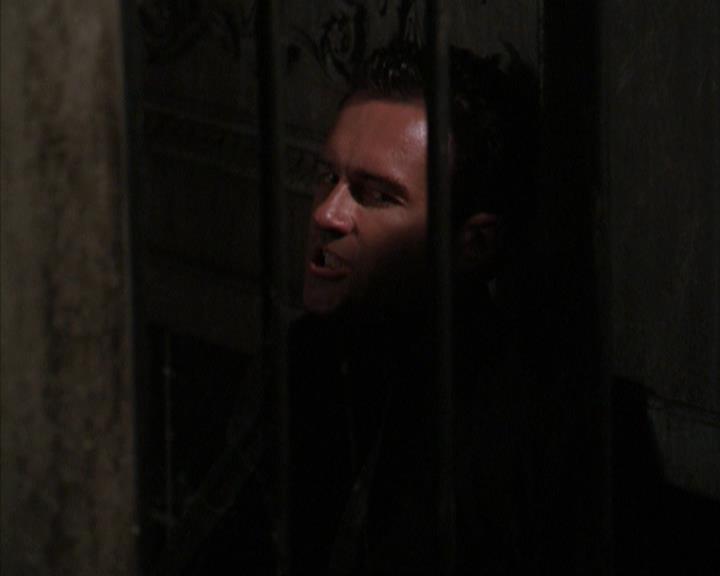 Charmed-Online-dot-net_309SleuthingWithTheEnemy2134.jpg Charmed-Online-dot-net_309SleuthingWithTheEnemy2134.jpg