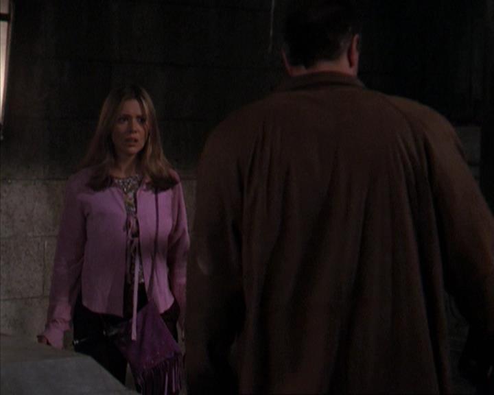 Charmed-Online-dot-net_309SleuthingWithTheEnemy2144.jpg Charmed-Online-dot-net_309SleuthingWithTheEnemy2144.jpg