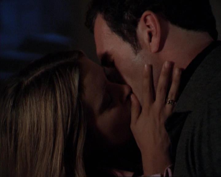 Charmed-Online-dot-net_309SleuthingWithTheEnemy2184.jpg Charmed-Online-dot-net_309SleuthingWithTheEnemy2184.jpg