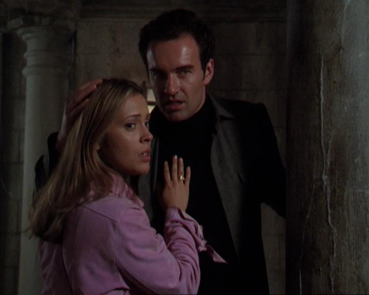 Charmed-Online-dot-net_309SleuthingWithTheEnemy2206.jpg Charmed-Online-dot-net_309SleuthingWithTheEnemy2206.jpg