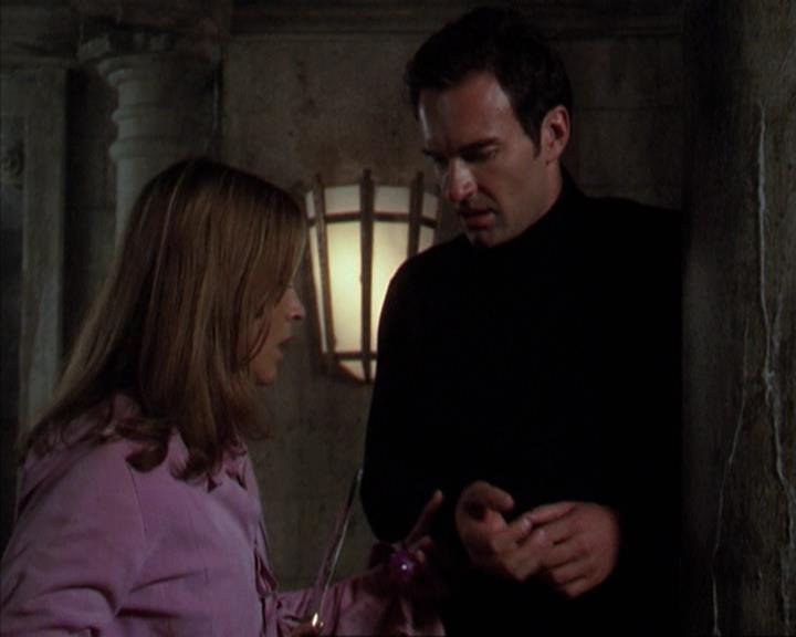 Charmed-Online-dot-net_309SleuthingWithTheEnemy2222.jpg Charmed-Online-dot-net_309SleuthingWithTheEnemy2222.jpg