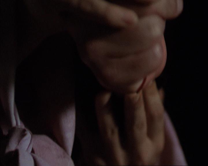 Charmed-Online-dot-net_309SleuthingWithTheEnemy2236.jpg Charmed-Online-dot-net_309SleuthingWithTheEnemy2236.jpg