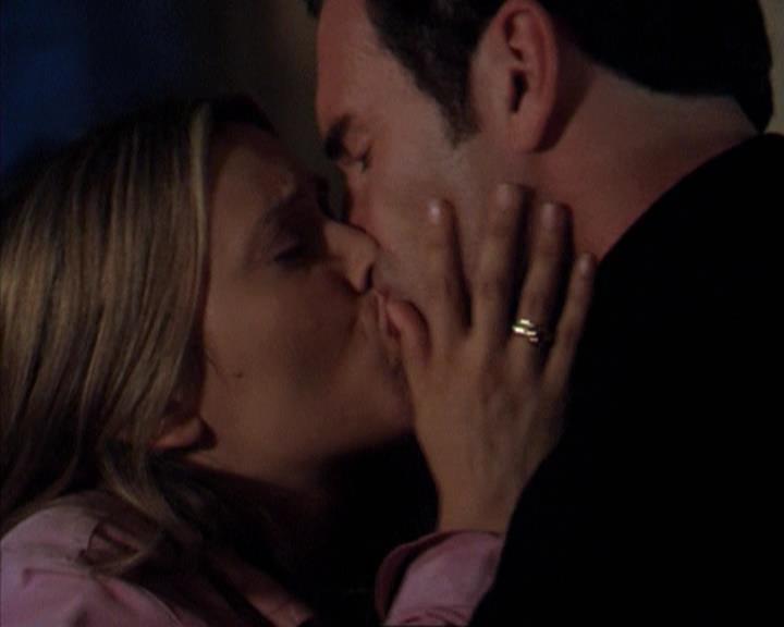 Charmed-Online-dot-net_309SleuthingWithTheEnemy2265.jpg Charmed-Online-dot-net_309SleuthingWithTheEnemy2265.jpg