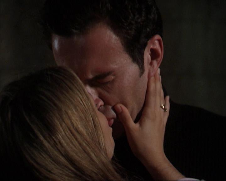 Charmed-Online-dot-net_309SleuthingWithTheEnemy2267.jpg Charmed-Online-dot-net_309SleuthingWithTheEnemy2267.jpg