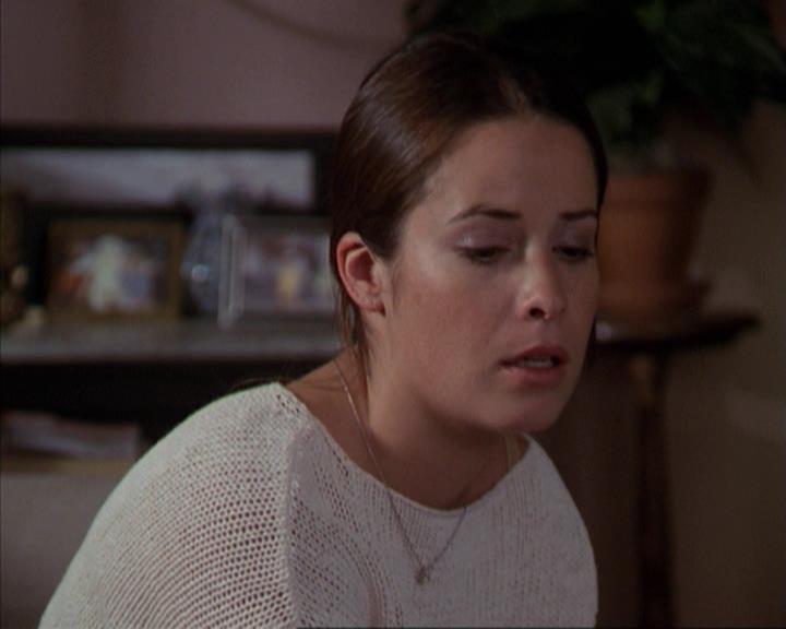 Charmed-Online-dot-net_309SleuthingWithTheEnemy2381.jpg