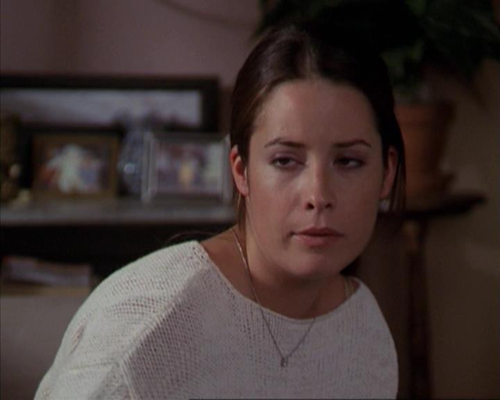Charmed-Online-dot-net_309SleuthingWithTheEnemy2384.jpg Charmed-Online-dot-net_309SleuthingWithTheEnemy2384.jpg