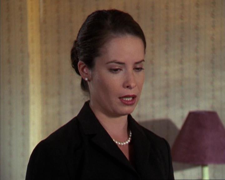 Charmed-Online-dot-309CoyotePiper0374.jpg