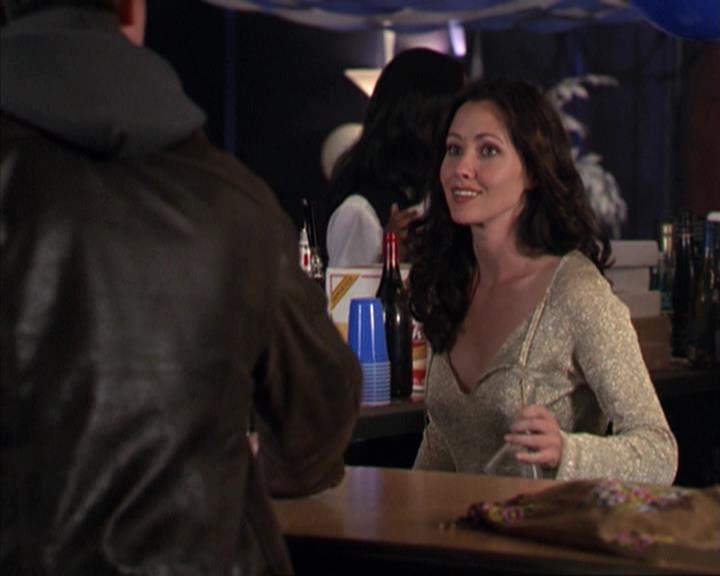 Charmed-Online-dot-309CoyotePiper1237.jpg