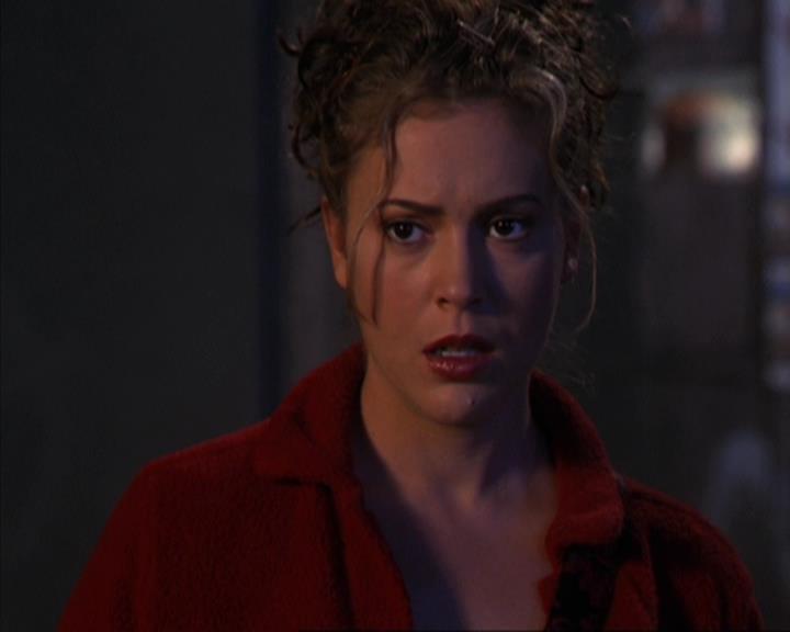 Charmed-Online-dot-309CoyotePiper1870.jpg