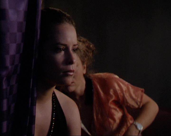 Charmed-Online-dot-310WeAllScreamForIceCream0014.jpg