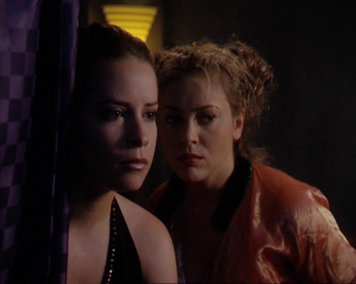 Charmed-Online-dot-310WeAllScreamForIceCream0015.jpg