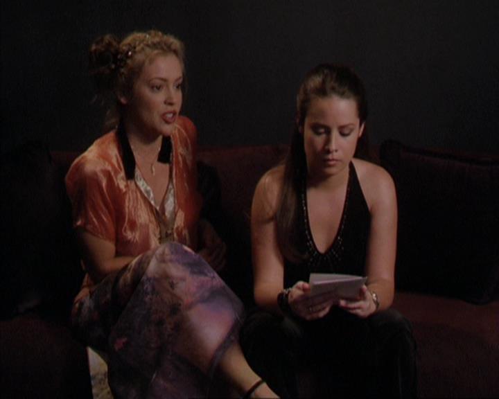 Charmed-Online-dot-310WeAllScreamForIceCream0032.jpg Charmed-Online-dot-310WeAllScreamForIceCream0032.jpg