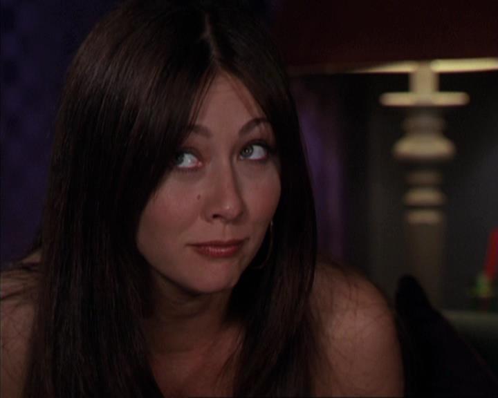 Charmed-Online-dot-310WeAllScreamForIceCream0069.jpg