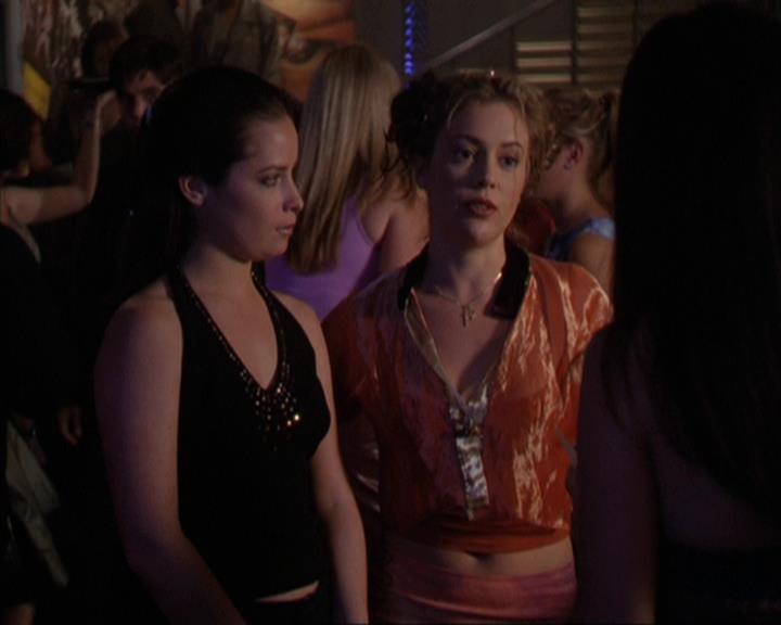 Charmed-Online-dot-310WeAllScreamForIceCream0095.jpg