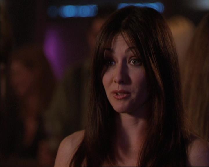 Charmed-Online-dot-310WeAllScreamForIceCream0116.jpg