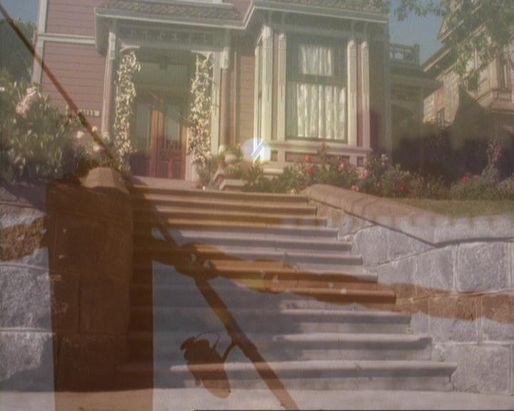 Charmed-Online-dot-310WeAllScreamForIceCream0247.jpg
