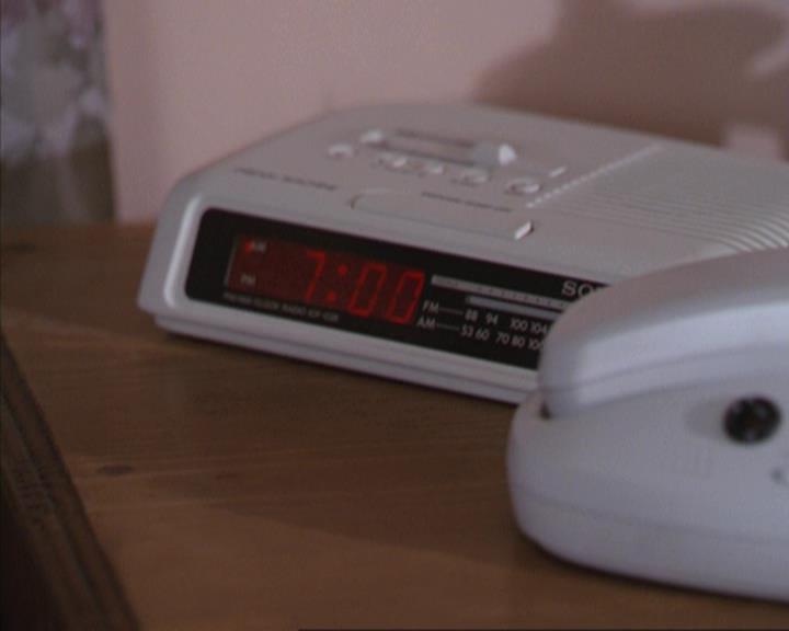 Charmed-Online-dot-310WeAllScreamForIceCream0282.jpg