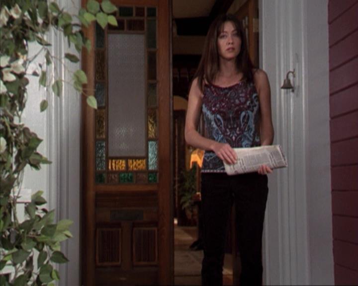 Charmed-Online-dot-310WeAllScreamForIceCream0293.jpg
