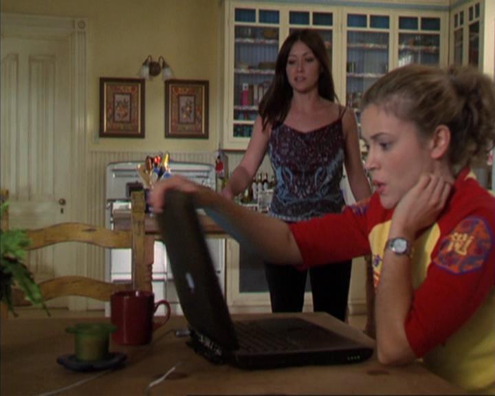 Charmed-Online-dot-310WeAllScreamForIceCream0322.jpg