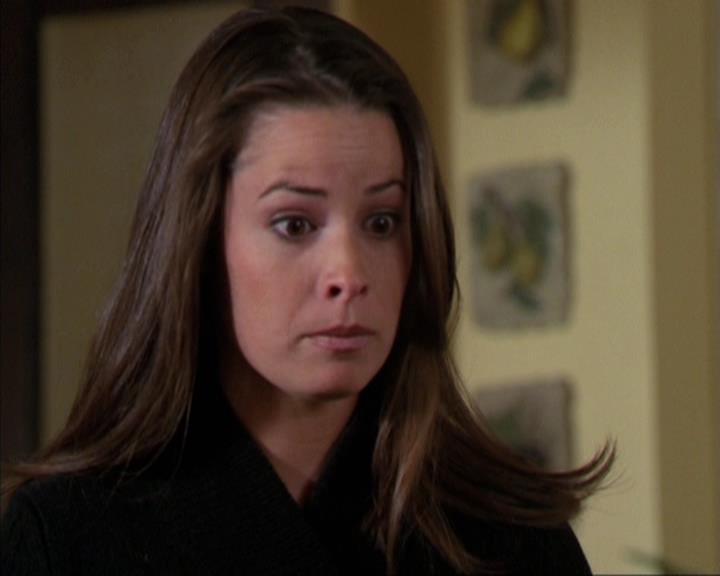 Charmed-Online-dot-310WeAllScreamForIceCream0351.jpg