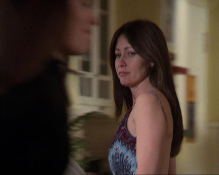 Charmed-Online-dot-310WeAllScreamForIceCream0399.jpg