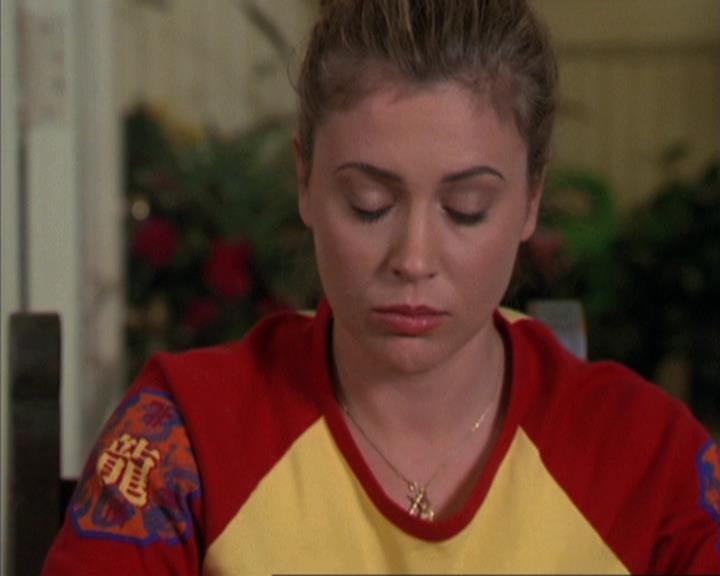 Charmed-Online-dot-310WeAllScreamForIceCream0400.jpg
