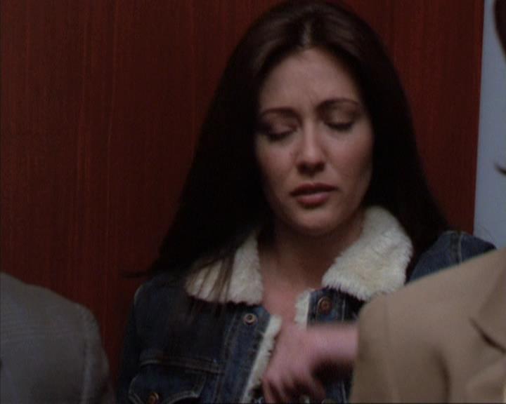 Charmed-Online-dot-310WeAllScreamForIceCream0418.jpg