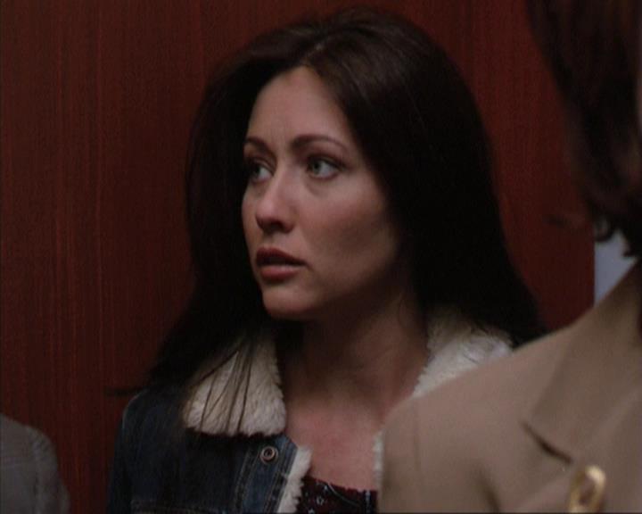 Charmed-Online-dot-310WeAllScreamForIceCream0429.jpg
