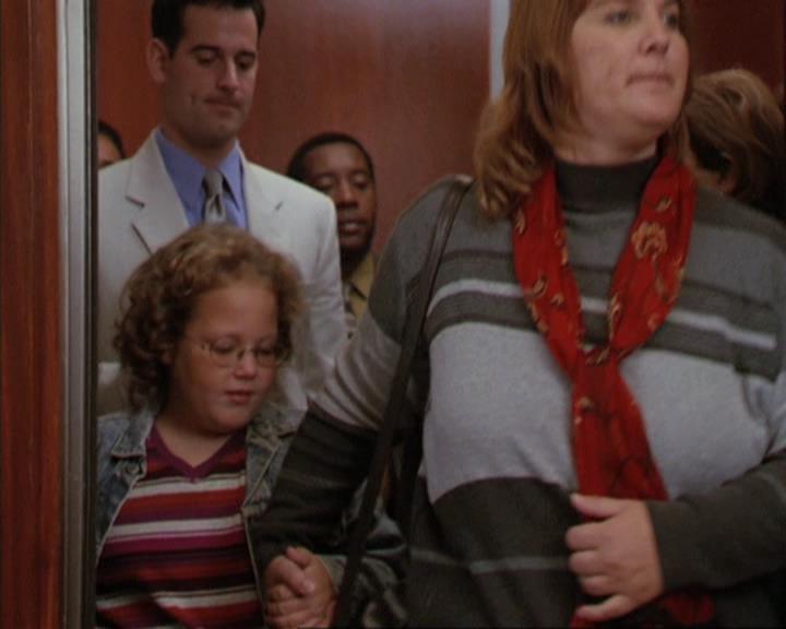 Charmed-Online-dot-310WeAllScreamForIceCream0436.jpg