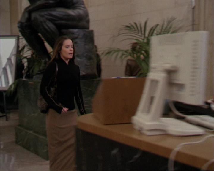 Charmed-Online-dot-310WeAllScreamForIceCream0460.jpg