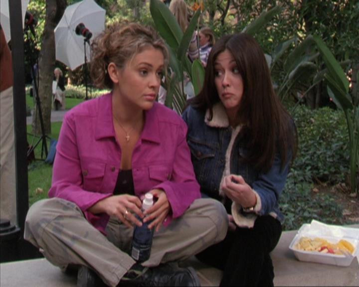 Charmed-Online-dot-310WeAllScreamForIceCream0554.jpg Charmed-Online-dot-310WeAllScreamForIceCream0554.jpg