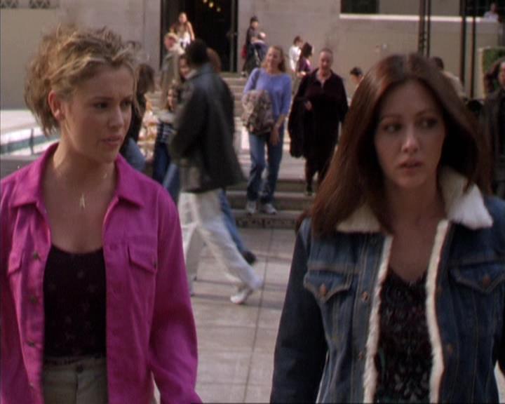 Charmed-Online-dot-310WeAllScreamForIceCream0629.jpg Charmed-Online-dot-310WeAllScreamForIceCream0629.jpg