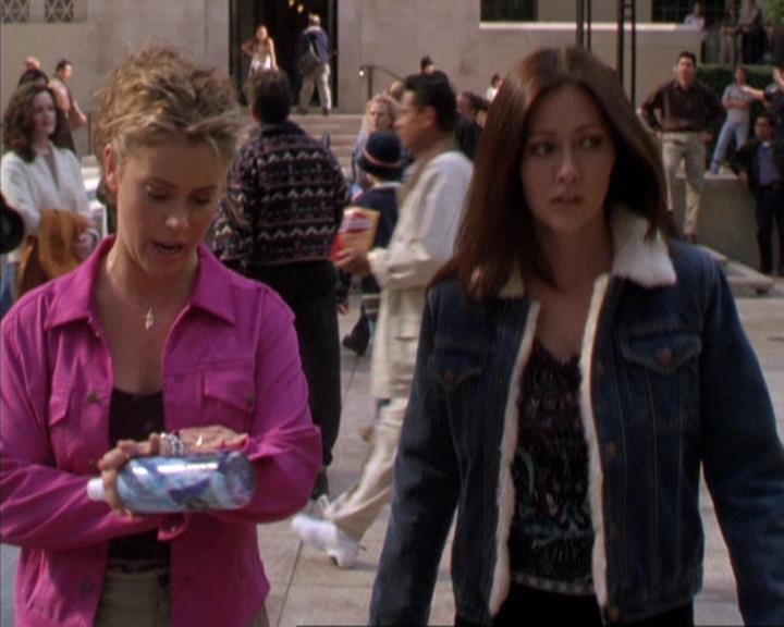 Charmed-Online-dot-310WeAllScreamForIceCream0631.jpg Charmed-Online-dot-310WeAllScreamForIceCream0631.jpg