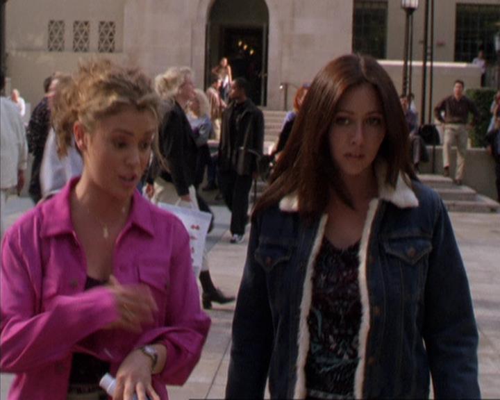 Charmed-Online-dot-310WeAllScreamForIceCream0633.jpg Charmed-Online-dot-310WeAllScreamForIceCream0633.jpg